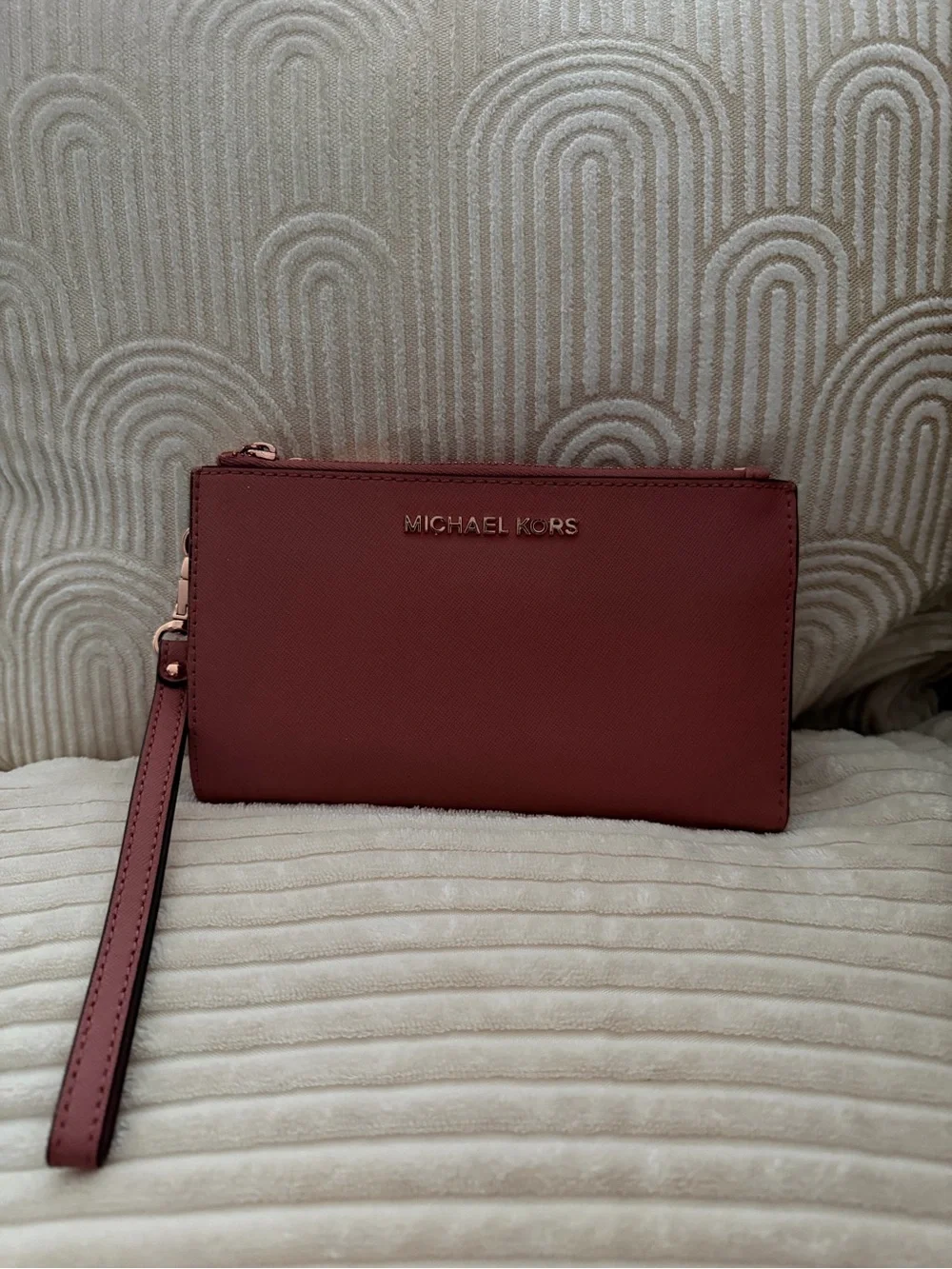 Michael Kors Dusty Rose Saffiano Leather Wristlet Wallet • Rose Gold Hardware